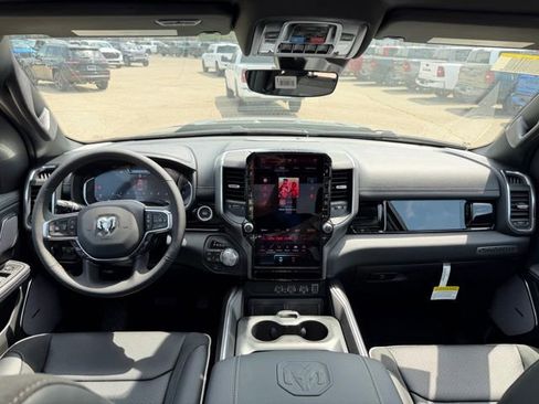 New 2026 RAM 1500 Laramie AWD/4WD image 10