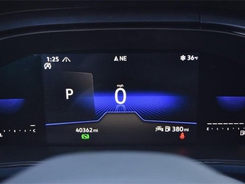 Certified 2022 Volkswagen Taos SE image 11