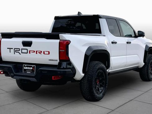 Used 2025 Toyota Tacoma TRD Pro AWD/4WD image 13