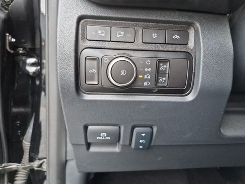 Used 2024 Ford F250 Platinum w/ Tremor Off-Road Package image 27