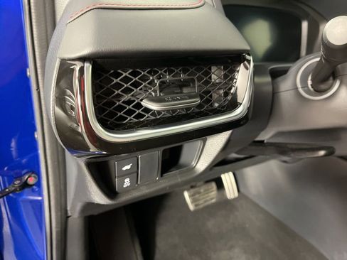 Certified 2025 Acura ADX A-Spec image 29