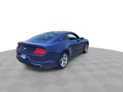 Used 2020 Ford Mustang Coupe RWD image 8
