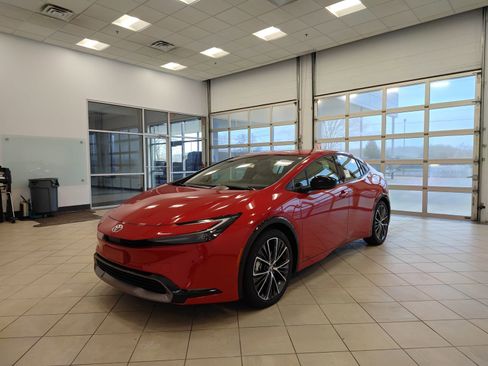 New 2026 Toyota Prius XLE image 8