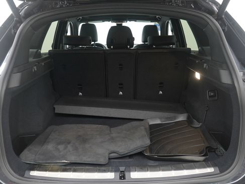 Used 2018 BMW X1 xDrive28i w/ Convenience Package image 9