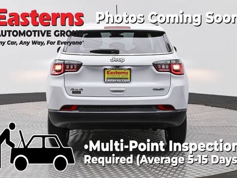 Used 2022 Jeep Compass Latitude w/ Convenience Group AWD/4WD image 6
