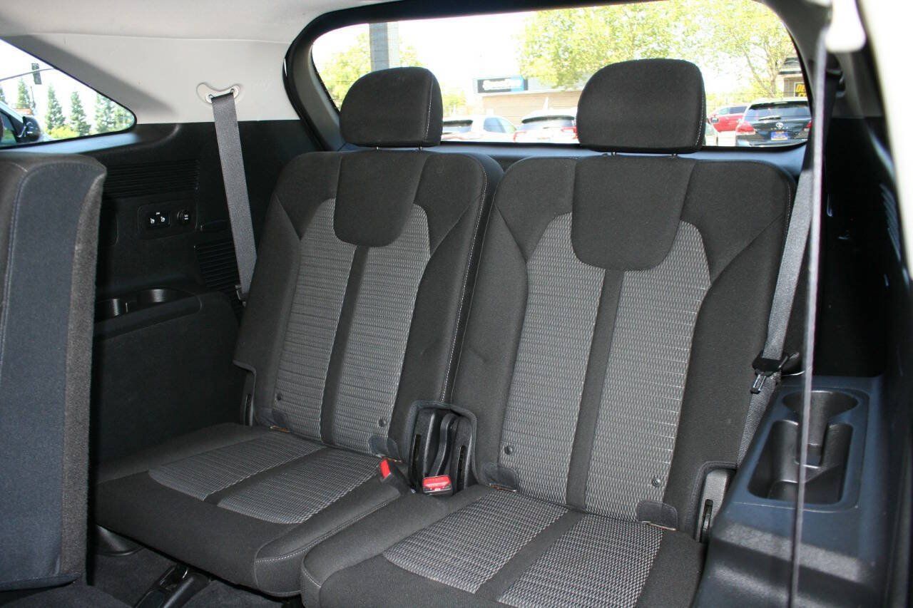 Used 2022 Kia Sorento LX AWD/4WD image 24