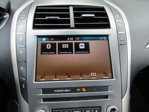 Used 2018 Lincoln MKZ Select w/ Select Plus Package AWD/4WD image 36
