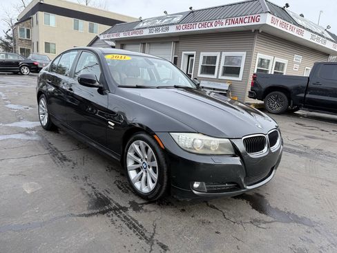 Used 2011 BMW 328i xDrive Sedan image 4