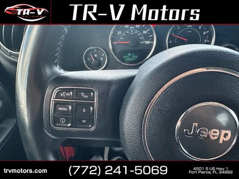Used 2015 Jeep Wrangler Unlimited Sport w/ Connectivity Group AWD/4WD image 17