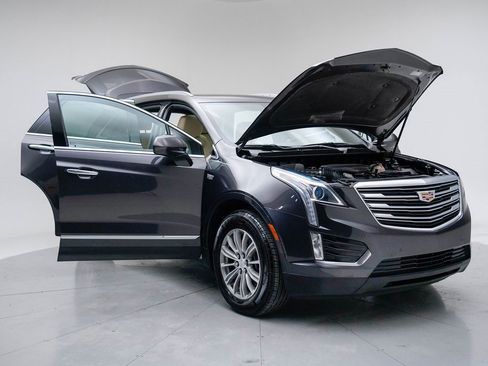 Used 2017 Cadillac XT5 Luxury w/ Driver Awareness Package image 29