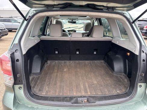 Used 2018 Subaru Forester 2.5i Premium w/ All-Weather Package AWD/4WD image 14