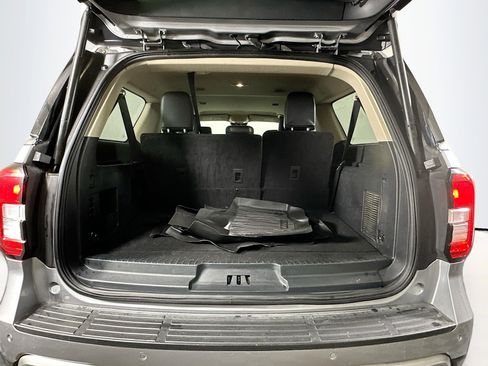 Used 2024 Ford Expedition Max XLT image 30