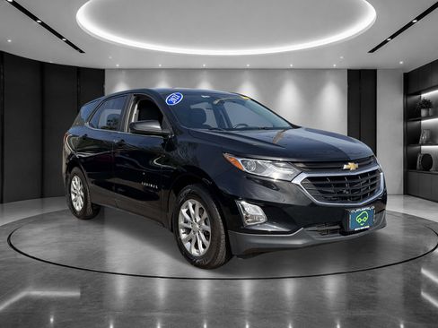 Used 2021 Chevrolet Equinox LT FWD image 3