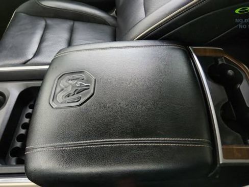 Used 2021 RAM 1500 Laramie AWD/4WD image 50