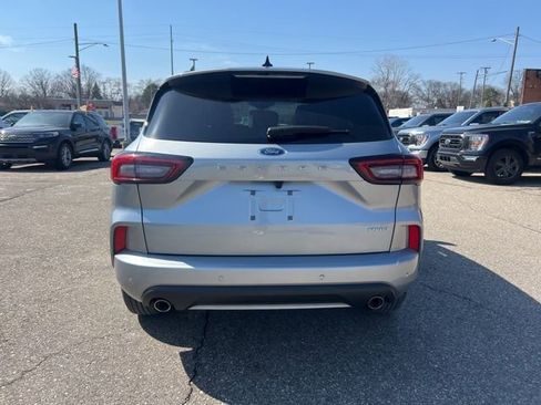 Certified 2024 Ford Escape ST-Line w/ Tech Pack #1 image 5