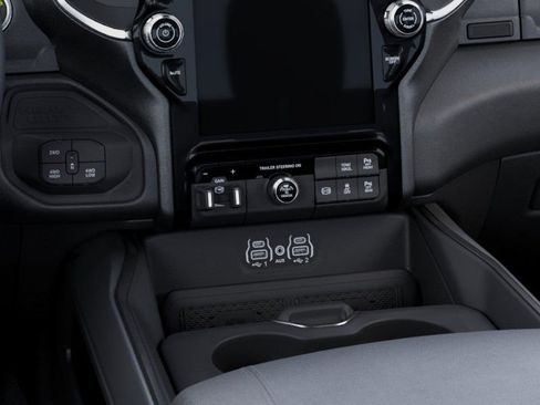 New 2026 RAM 2500 Big Horn AWD/4WD image 24