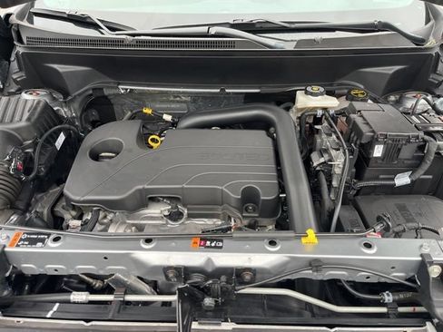 Used 2024 Chevrolet Equinox Premier FWD image 34