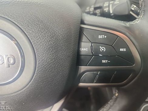Used 2021 Jeep Cherokee Latitude Lux AWD/4WD image 13