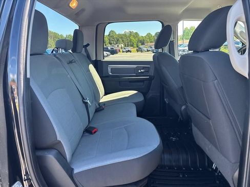 Used 2022 RAM 1500 Classic SLT w/ Protection Group AWD/4WD image 15