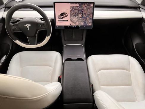 Used 2022 Tesla Model 3 Long Range image 9