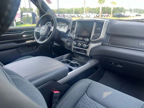Used 2025 RAM 1500 Big Horn AWD/4WD image 13