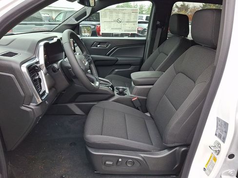 New 2026 GMC Canyon Elevation w/ Convenience Package image 10