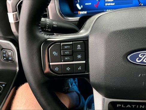Used 2025 Ford F150 Platinum AWD/4WD image 27