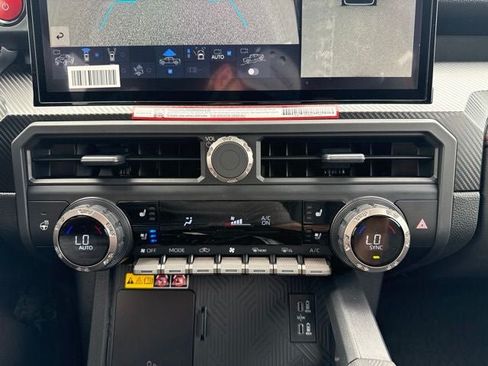 Used 2026 Toyota Tacoma TRD Pro AWD/4WD image 43