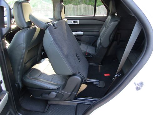 Used 2023 Ford Explorer Timberline w/ Timberline Technology Package AWD/4WD image 35