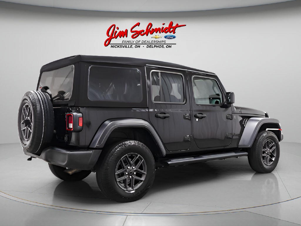 Used 2024 Jeep Wrangler Unlimited Sport AWD/4WD image 6