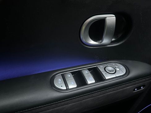 Certified 2024 Hyundai Ioniq 5 Limited image 11