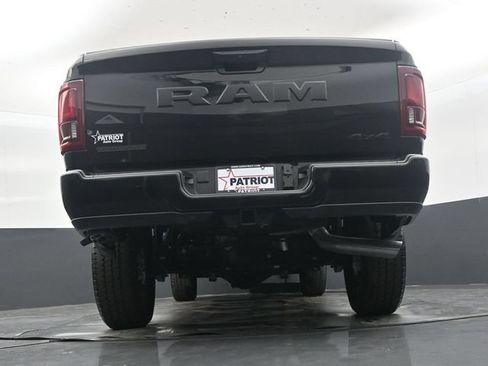 New 2026 RAM 2500 Big Horn AWD/4WD image 39