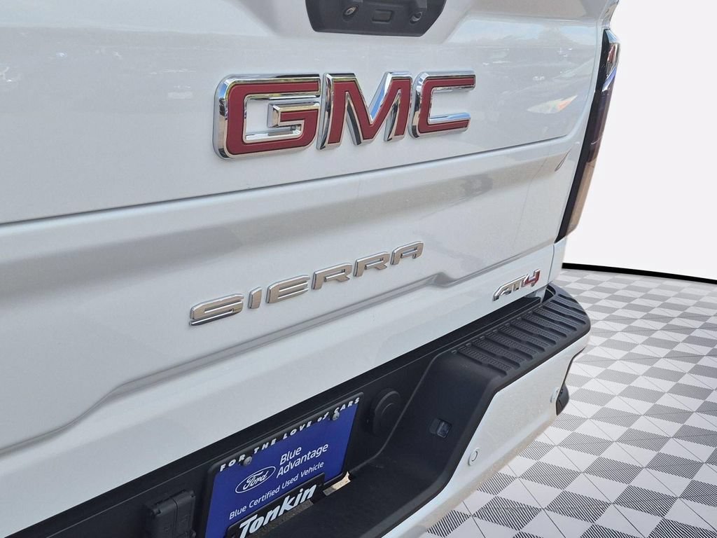 Used 2024 GMC Sierra 3500 AT4 w/ Technology Package AWD/4WD image 23