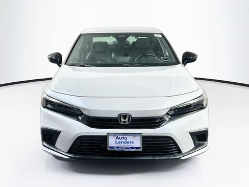 Used 2023 Honda Civic Sport image 2