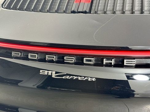 Used 2020 Porsche 911 Carrera image 32