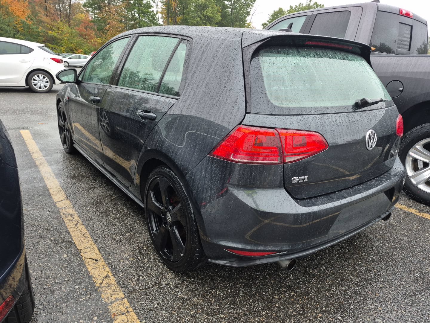 Used 2017 Volkswagen GTI S FWD image 2