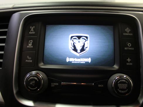 Used 2017 RAM 1500 Express image 12