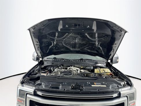 Used 2022 Ford F350 Platinum w/ FX4 Off-Road Package image 33