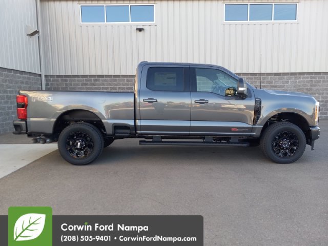 New 2026 Ford F350 Lariat w/ Black Appearance Package AWD/4WD image 2