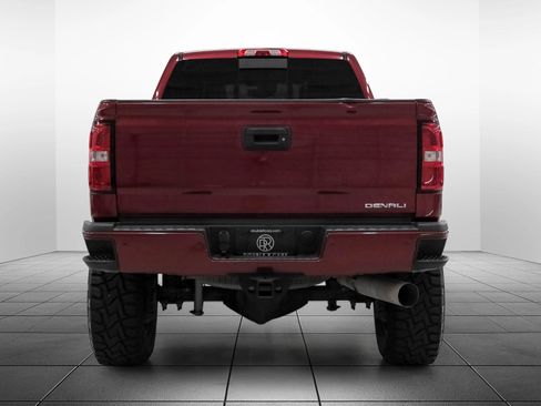 Used 2018 GMC Sierra 2500 Denali w/ Duramax Plus Package AWD/4WD image 10