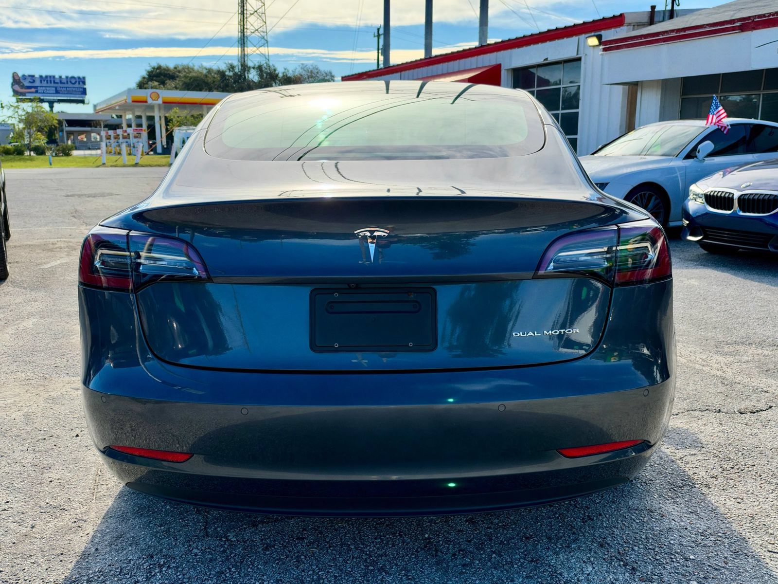 Used 2022 Tesla Model 3 Long Range AWD/4WD image 5