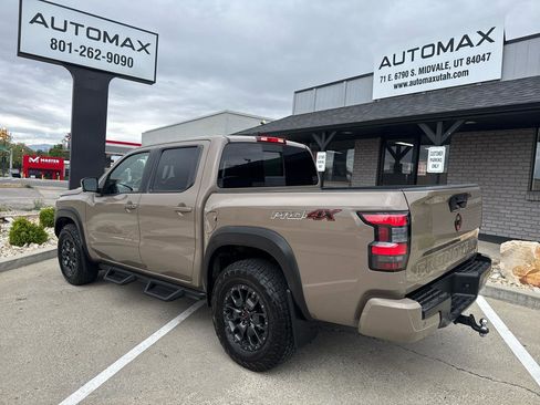 Used 2023 Nissan Frontier PRO-4X w/ Pro-4X Premium Package AWD/4WD image 8