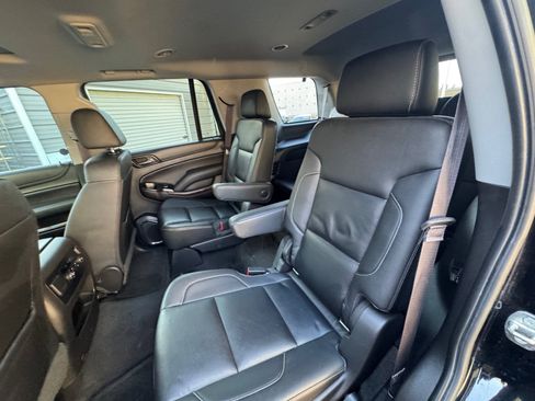 Used 2017 Chevrolet Tahoe LT w/ Luxury Package AWD/4WD image 14
