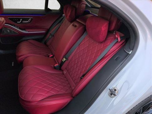 Used 2026 Mercedes-Benz E 350 Sedan image 17