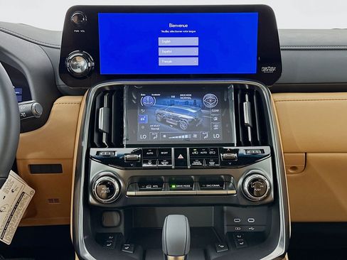 New 2025 Lexus LX 700h Luxury image 14