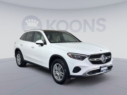 Used 2023 Mercedes-Benz GLC 300 4MATIC image 10