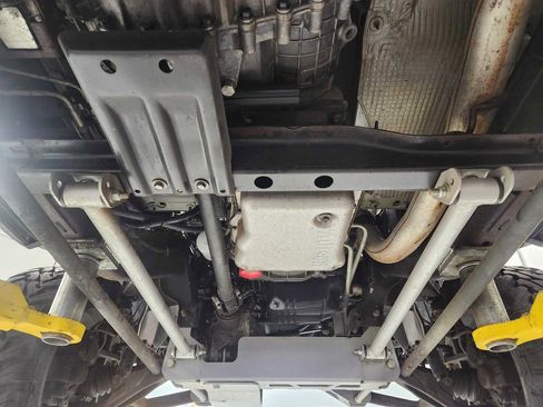 Used 2002 Chevrolet Silverado 3500 LT w/ Off-Road Skid Plate Pkg image 24