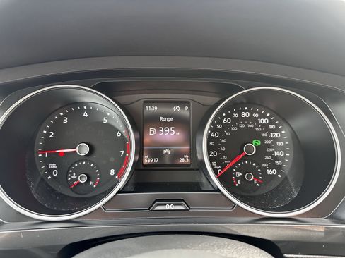 Used 2020 Volkswagen Tiguan S image 15