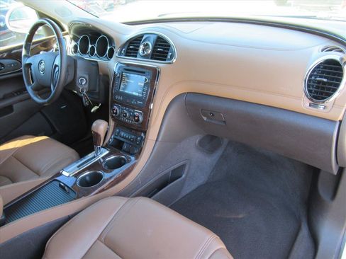 Used 2017 Buick Enclave Premium image 9