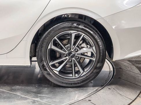 Used 2024 Kia Forte LXS FWD image 10